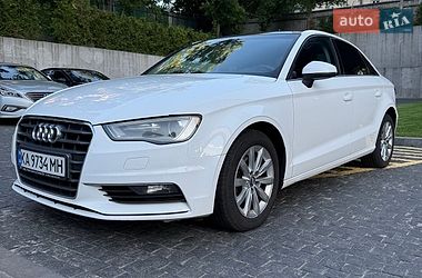 Седан Audi A3 2015 в Киеве