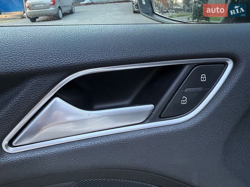 Седан Audi A3 2015 в Киеве фото 35 Седан Audi A3 2015 в Киеве