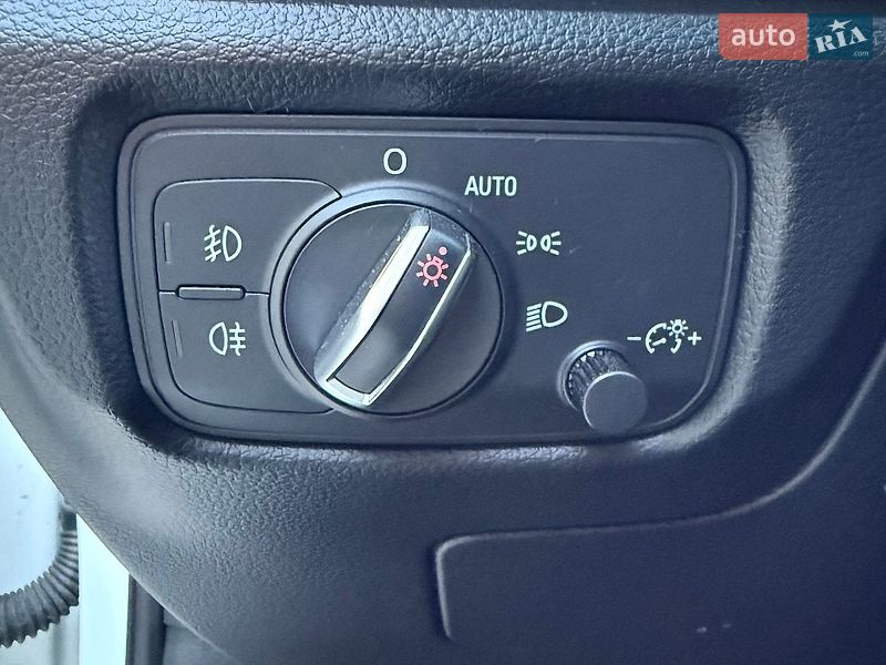 Седан Audi A3 2015 в Киеве