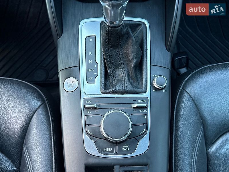 Седан Audi A3 2015 в Киеве
