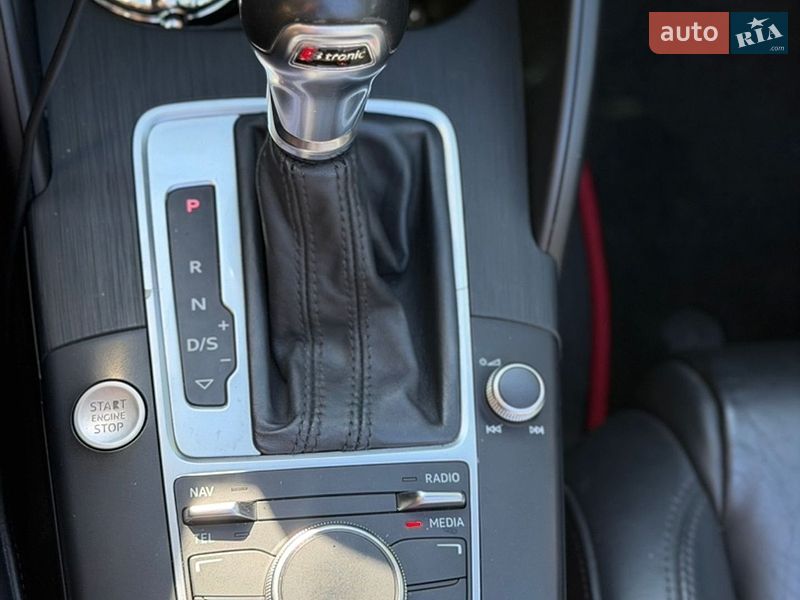 Кабріолет Audi A3 2015 в Києві фото 24 Кабріолет Audi A3 2015 в Києві