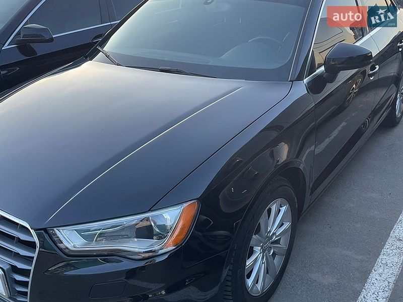 Седан Audi A3 2014 в Києві