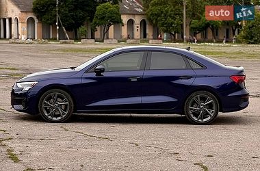 Седан Audi A3 2023 в Харкові