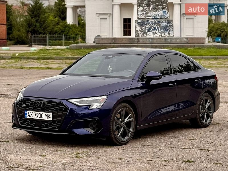 Седан Audi A3 2023 в Харкові