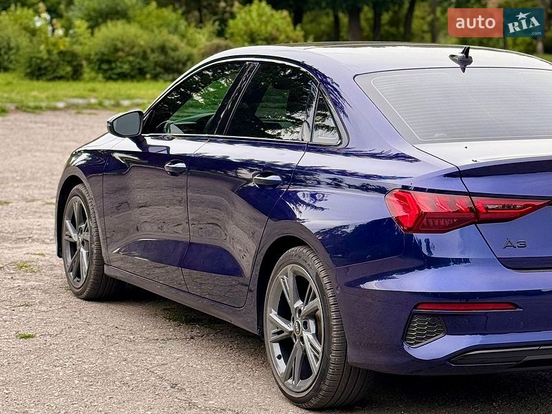 Седан Audi A3 2023 в Харкові