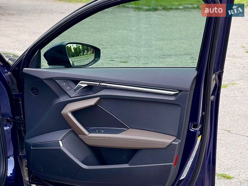 Седан Audi A3 2023 в Харкові