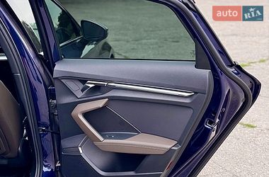 Седан Audi A3 2023 в Харкові