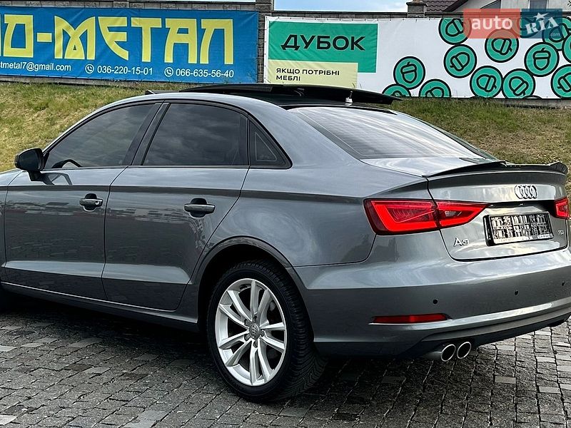 Седан Audi A3 2015 в Ровно