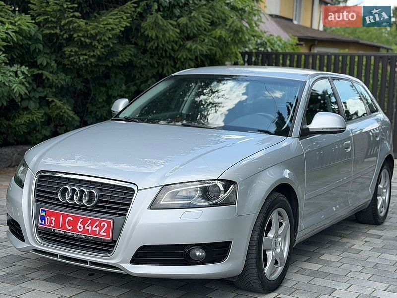 Хетчбек Audi A3 2010 в Старокостянтинові