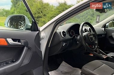 Хетчбек Audi A3 2010 в Старокостянтинові