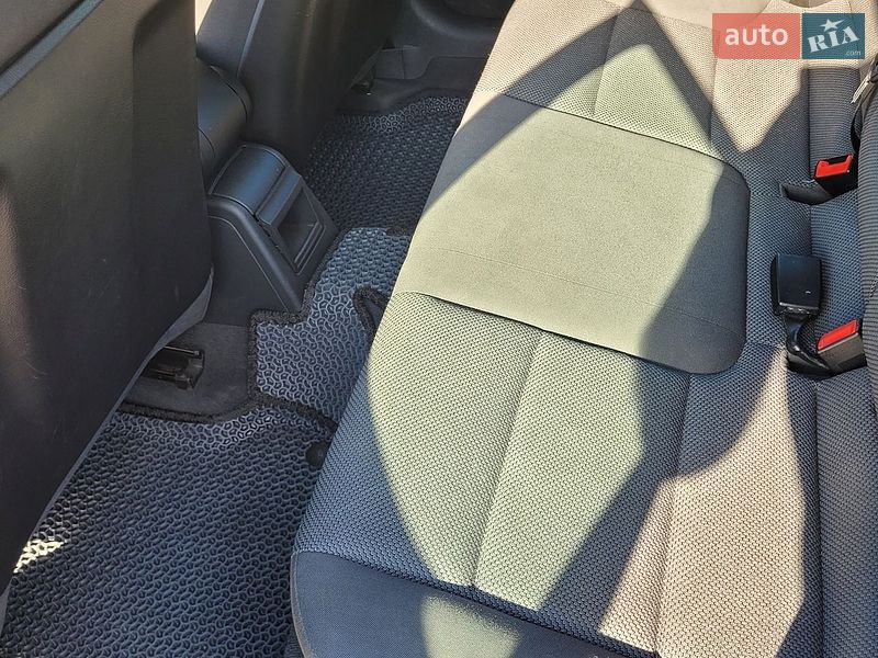Хэтчбек Audi A3 2010 в Нововолынске фото 12 Хэтчбек Audi A3 2010 в Нововолынске