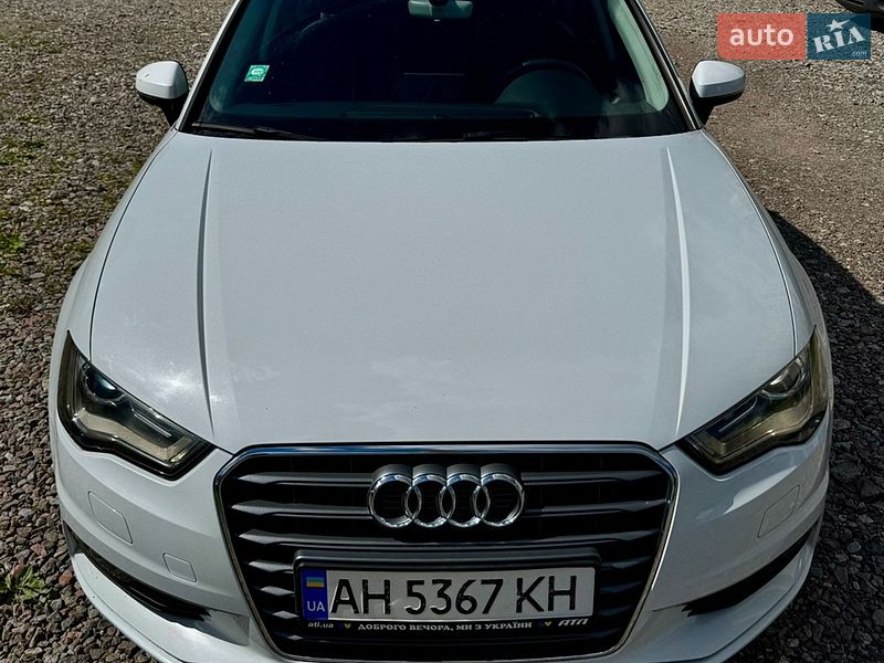 Седан Audi A3 2015 в Києві фото 9 Седан Audi A3 2015 в Києві