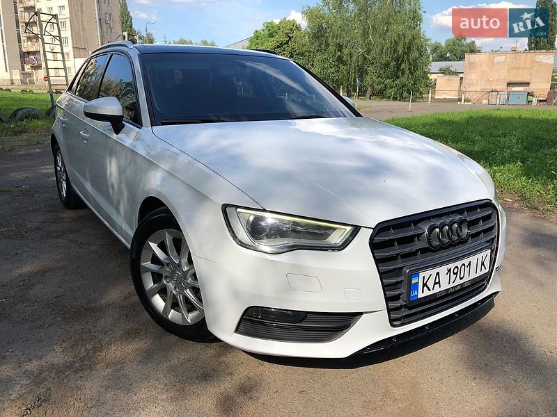 Хэтчбек Audi A3 2016 в Киеве