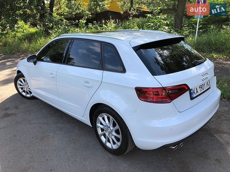 Хэтчбек Audi A3 2016 в Киеве