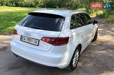Хэтчбек Audi A3 2016 в Киеве