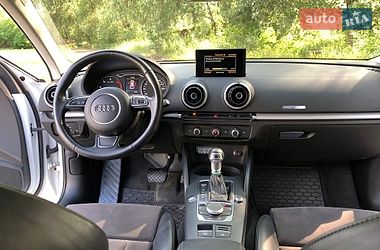 Хэтчбек Audi A3 2016 в Киеве