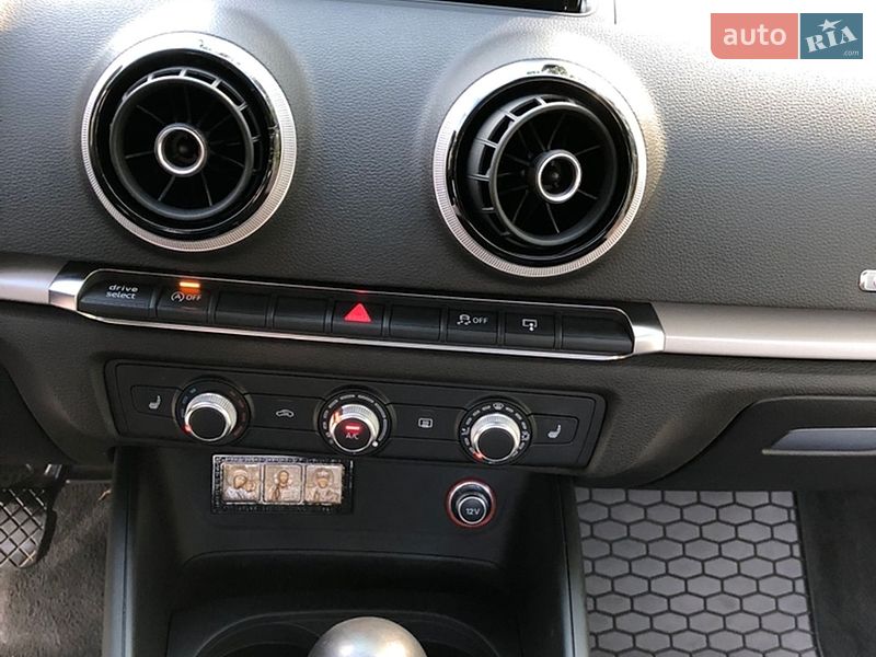 Хэтчбек Audi A3 2016 в Киеве