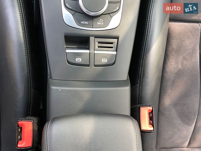 Хэтчбек Audi A3 2016 в Киеве