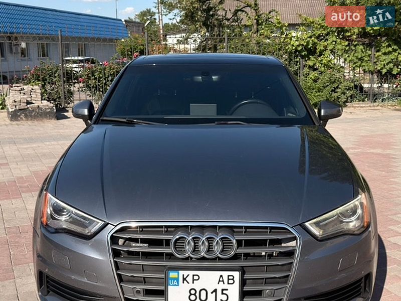 Седан Audi A3 2015 в Запоріжжі