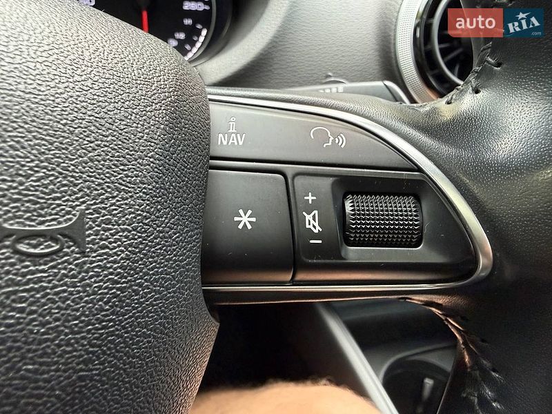 Седан Audi A3 2015 в Днепре