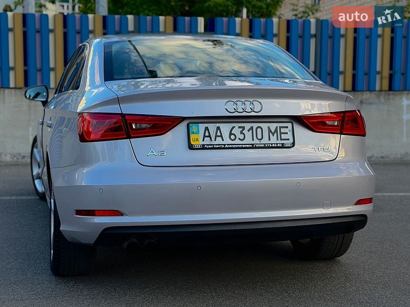 Седан Audi A3 2013 в Киеве