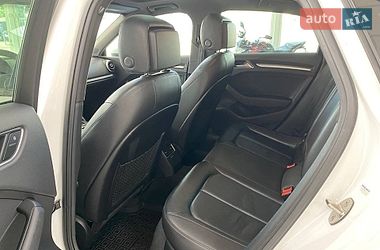 Седан Audi A3 2015 в Киеве