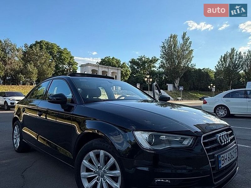 Седан Audi A3 2015 в Одессе