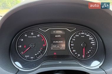 Хэтчбек Audi A3 2016 в Киеве