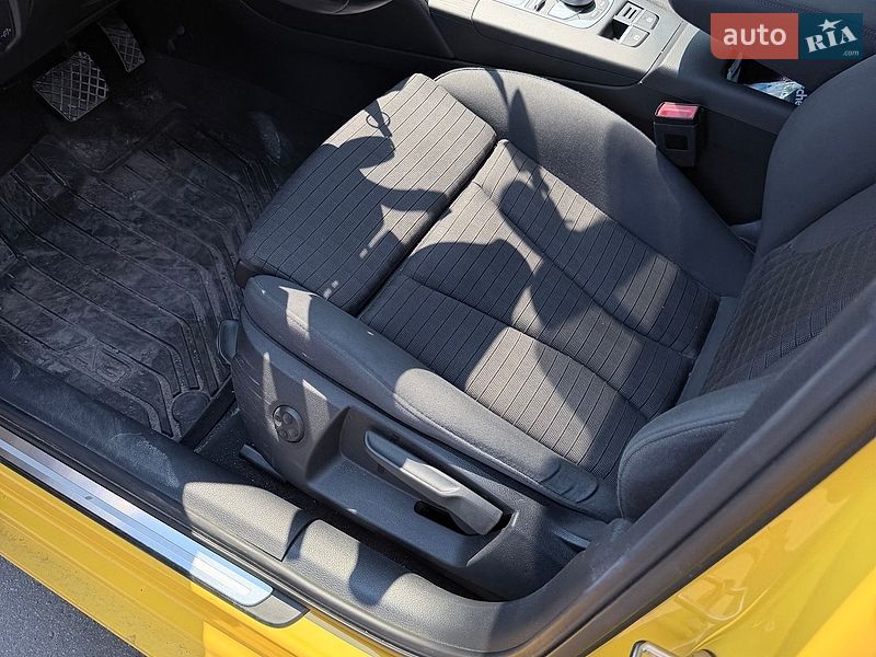 Хэтчбек Audi A3 2016 в Киеве