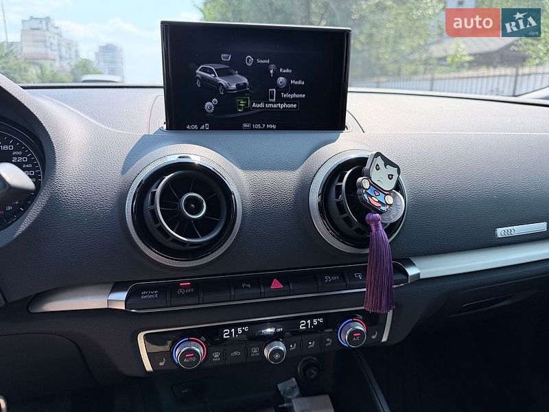Хэтчбек Audi A3 2016 в Киеве