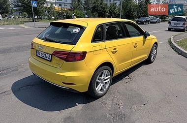 Хэтчбек Audi A3 2016 в Киеве