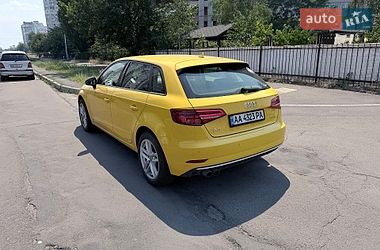 Хэтчбек Audi A3 2016 в Киеве