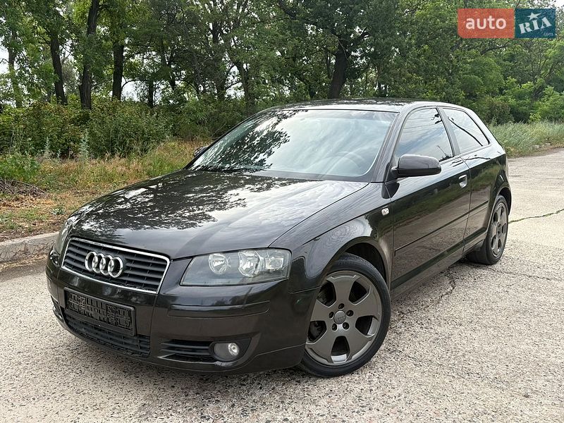 Хэтчбек Audi A3 2004 в Кривом Роге
