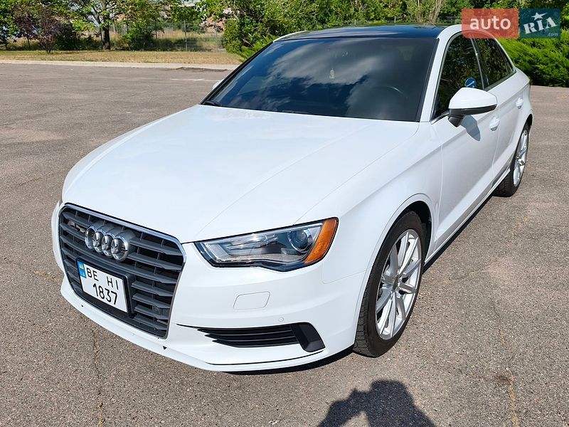 Седан Audi A3 2015 в Николаеве