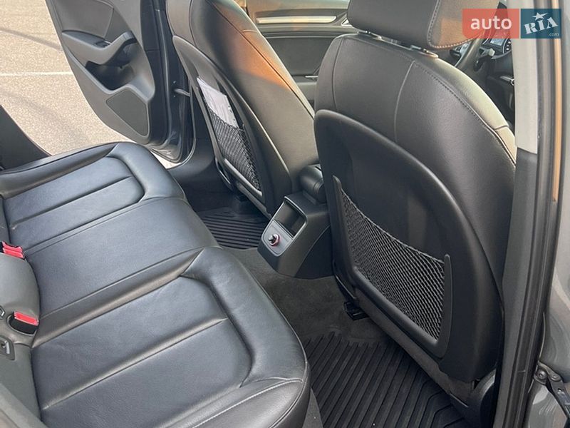 Седан Audi A3 2016 в Киеве