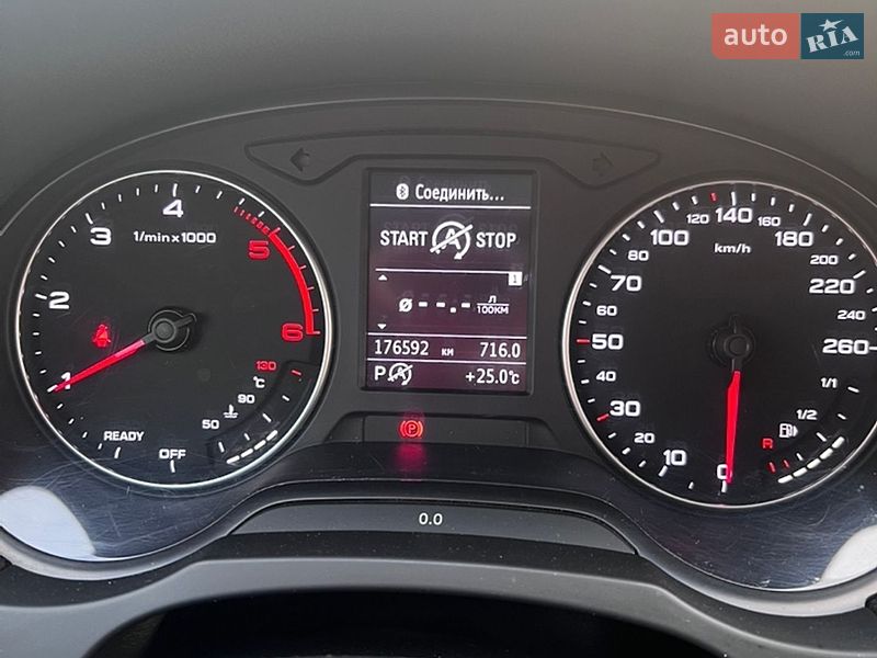 Седан Audi A3 2016 в Киеве