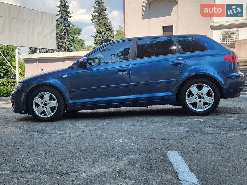 Хэтчбек Audi A3 2006 в Каменском