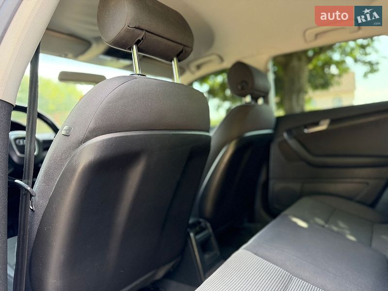 Хэтчбек Audi A3 2006 в Черновцах