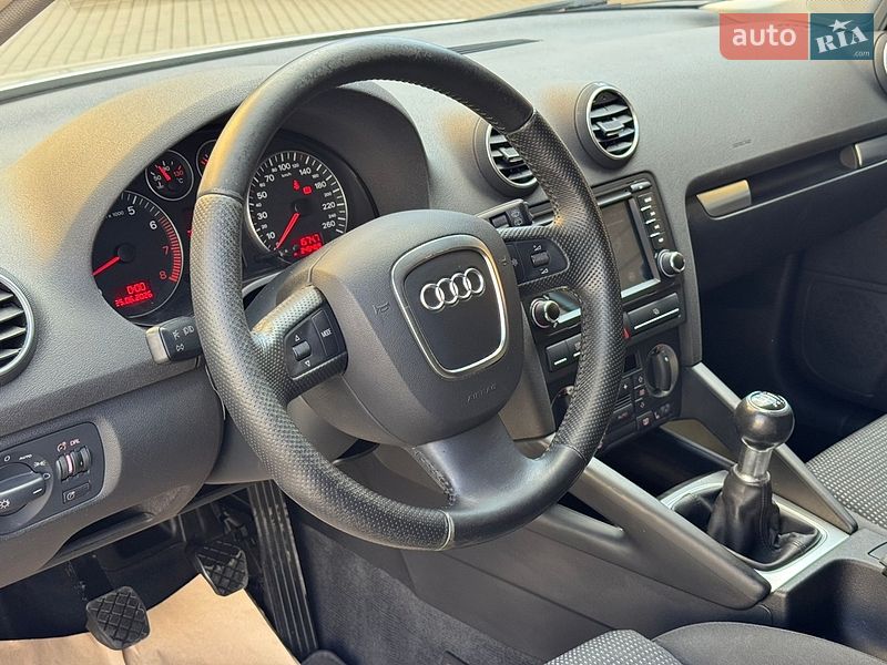Хэтчбек Audi A3 2008 в Луцке