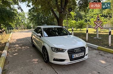 Седан Audi A3 2013 в Киеве Седан Audi A3 2013 в Киеве