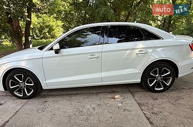 Седан Audi A3 2013 в Киеве