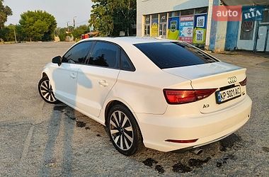 Седан Audi A3 2017 в Лозовой
