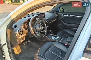 Седан Audi A3 2017 в Лозовой