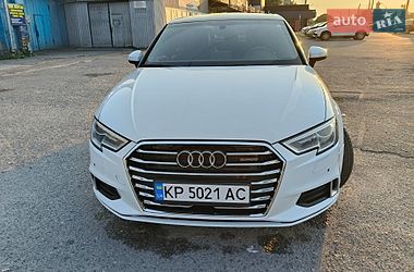 Седан Audi A3 2017 в Лозовой