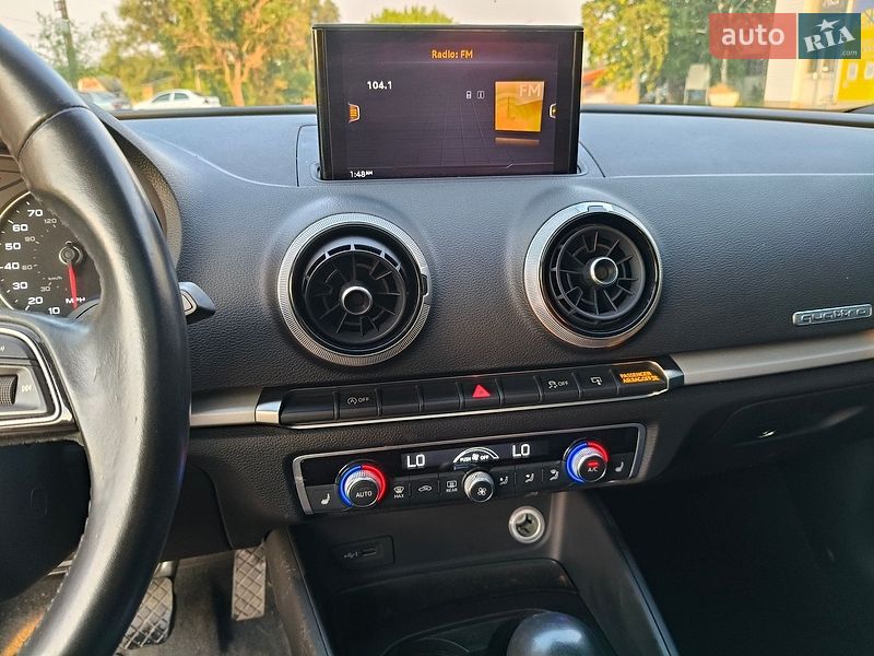Седан Audi A3 2017 в Лозовой