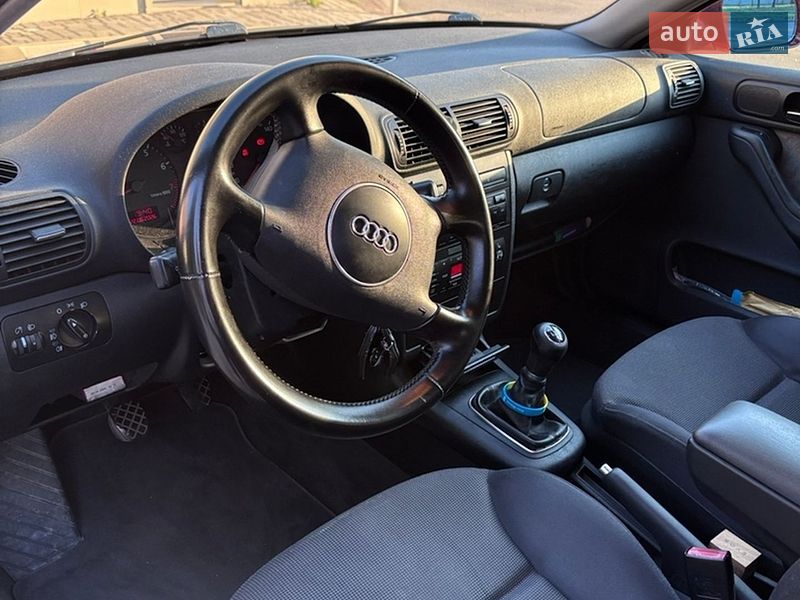 Хэтчбек Audi A3 2000 в Николаеве