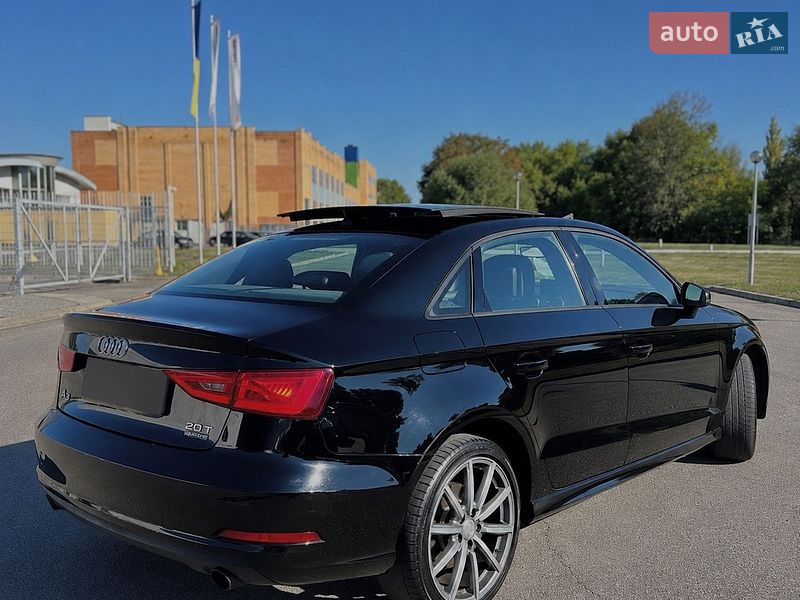 Седан Audi A3 2015 в Дніпрі