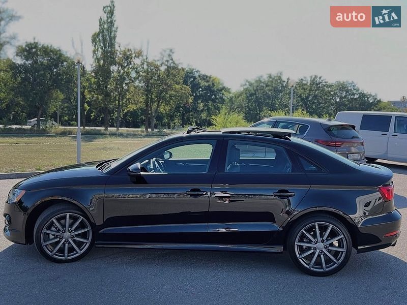 Седан Audi A3 2015 в Дніпрі