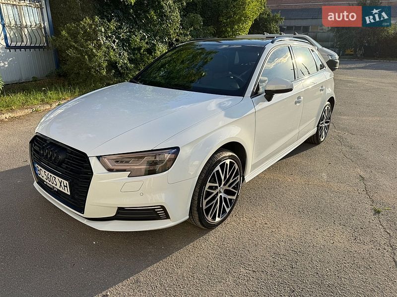 Хетчбек Audi A3 2017 в Львові
