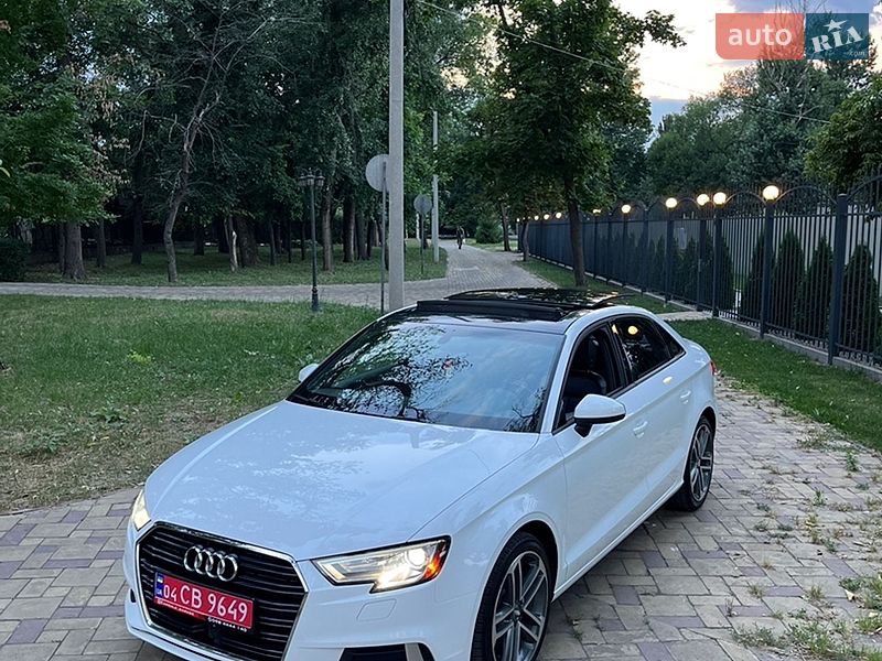 Седан Audi A3 2017 в Кременчуге
